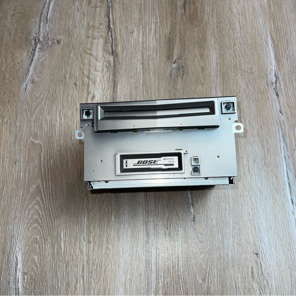 04 05 Nissan Maxima Bose Cassette 6-Disc CD Radio 28188-7Y300 OEM Model PN2532D.